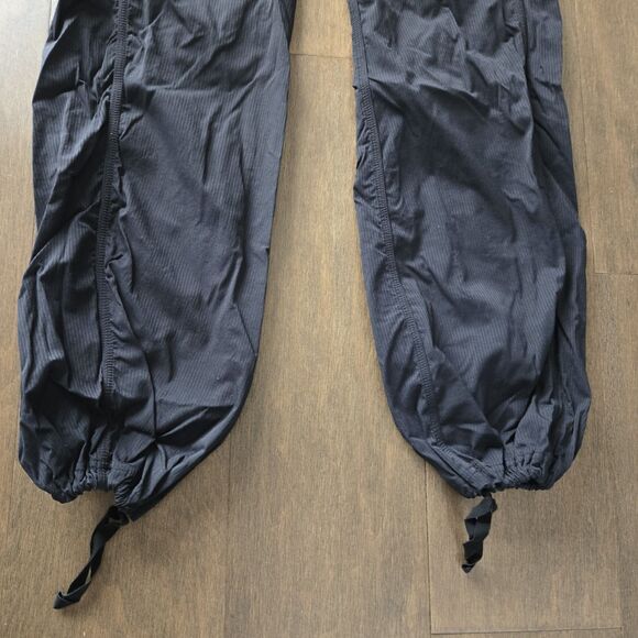 Lululemon Women's Size 6 Black Dance Studio Linerless Bootcut Synch Hem Pants - Picture 2 of 10
